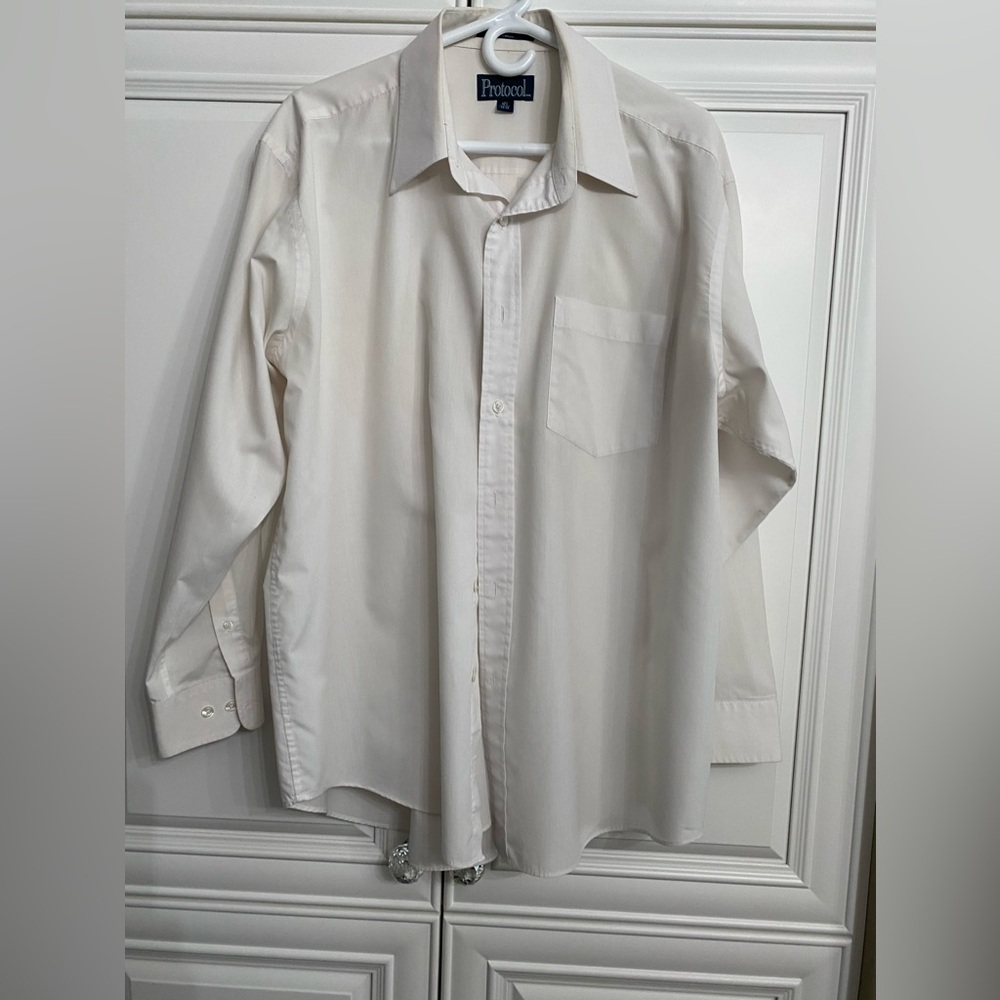 PROTOCOL MEN’S WHITE LONG SLEEVE DRESS SHIRT 17 1/2. 34/35
